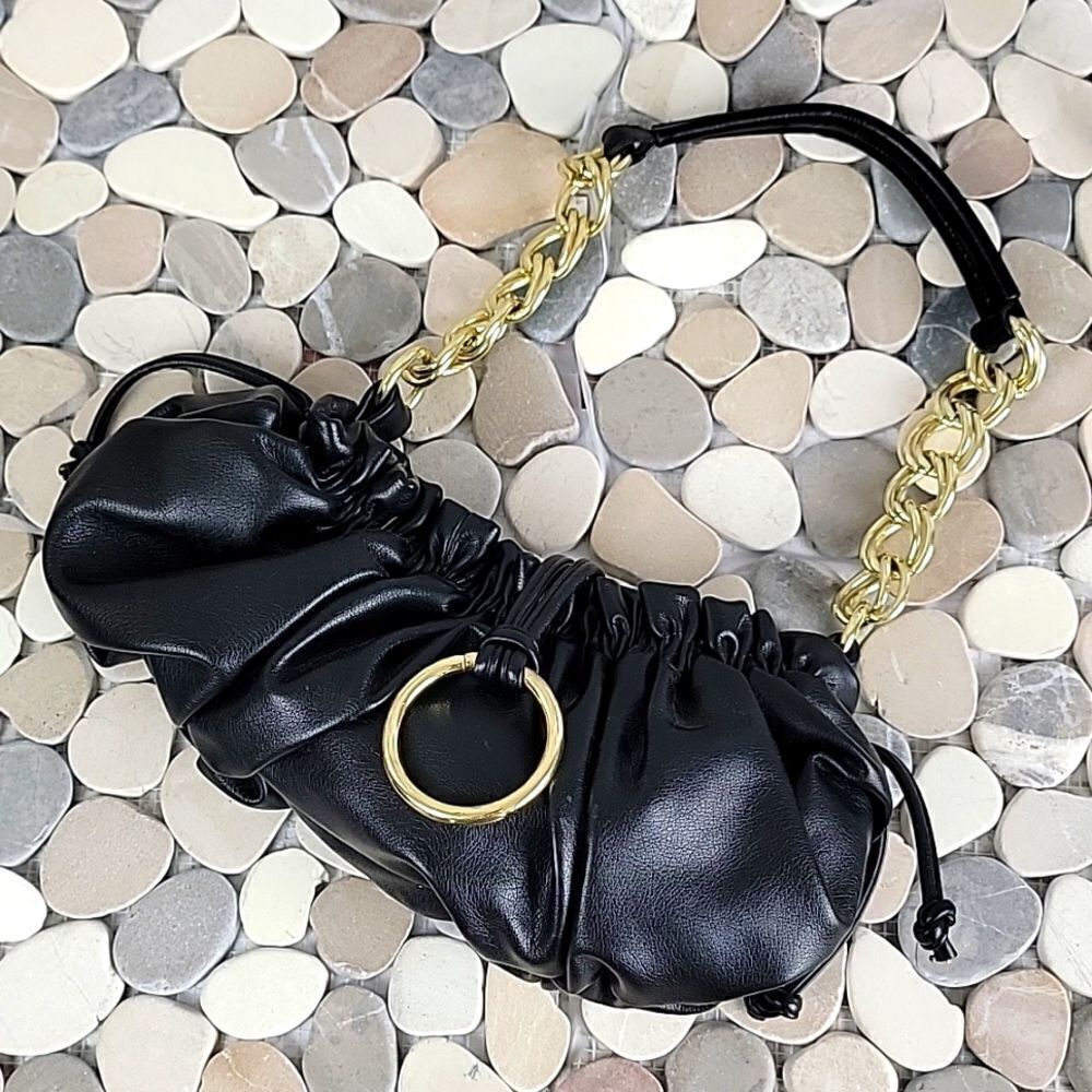 Metro 7 faux leather pouch crossbody